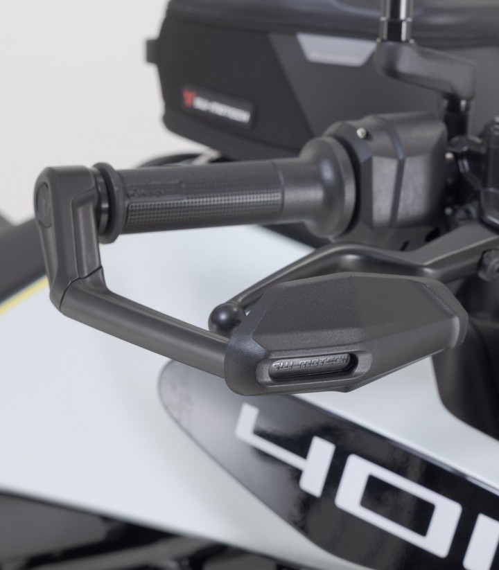 Protectores de Maneta con Deflector SW-MOTECH Husqvarna Svartpilen/Vitpilen 401 (23) LVG.03.014.11000/B en Negro