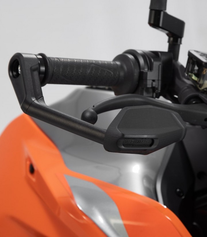 Protectores de Maneta con Deflector SW-MOTECH varios modelos de Husqvarna y KTM LVG.04.641.11000/B en Negro
