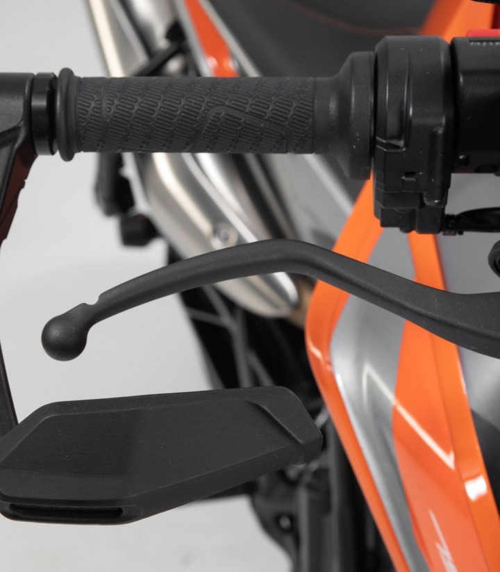 Protectores de Maneta con Deflector SW-MOTECH varios modelos de Husqvarna y KTM LVG.04.641.11000/B en Negro
