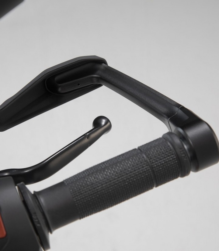 SW MOTECH Lever Guards with Deflector for Various Models of KTM, Ducati, Aprilia, Yamaha y Honda in Black LVG.04.882.11000/B