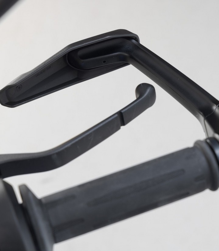Protectores de Maneta con Deflector SW-MOTECH varios modelos de BMW LVG.07.913.11001/B en Negro