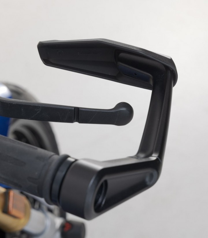 Protectores de Maneta con Deflector SW-MOTECH varios modelos de BMW LVG.07.913.11001/B en Negro