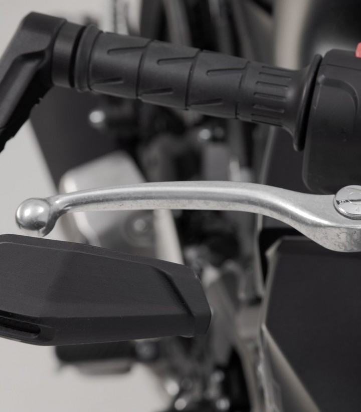 Protectores de Maneta con Deflector SW-MOTECH varios modelos de Kawasaki y Yamaha LVG.08.868.11001/B en Negro