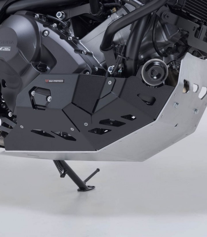 Protector de Cárter SW-MOTECH Negro y Plateado Honda NC700S/X (11-14), NC750S (14-16), NC750X (14-15), NC750XD (14-24) MSS.01.15