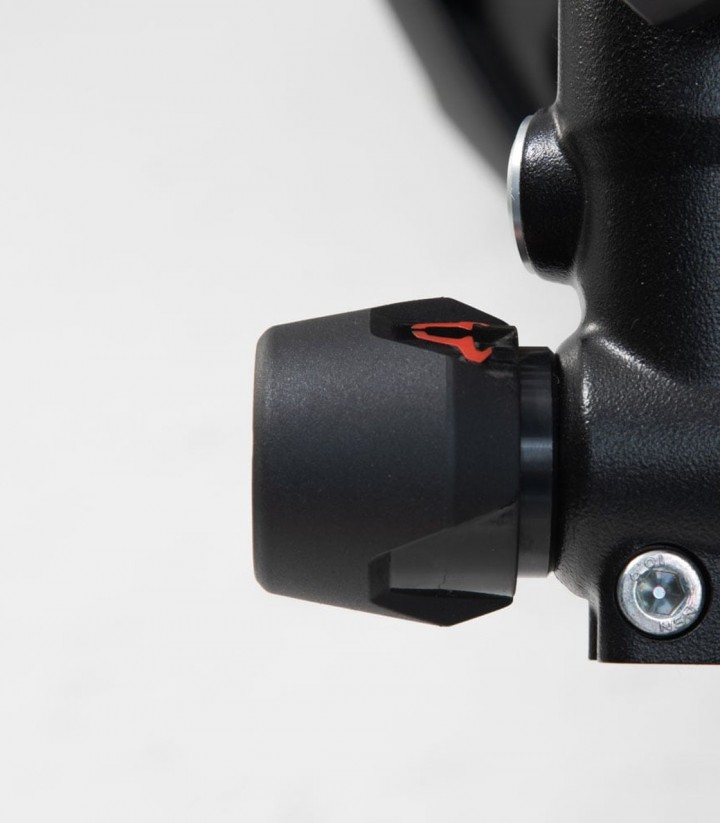 Topes Anticaída para Eje Delantero SW-MOTECH Kawasaki Z900 (16-24) STP.08.176.10901/B