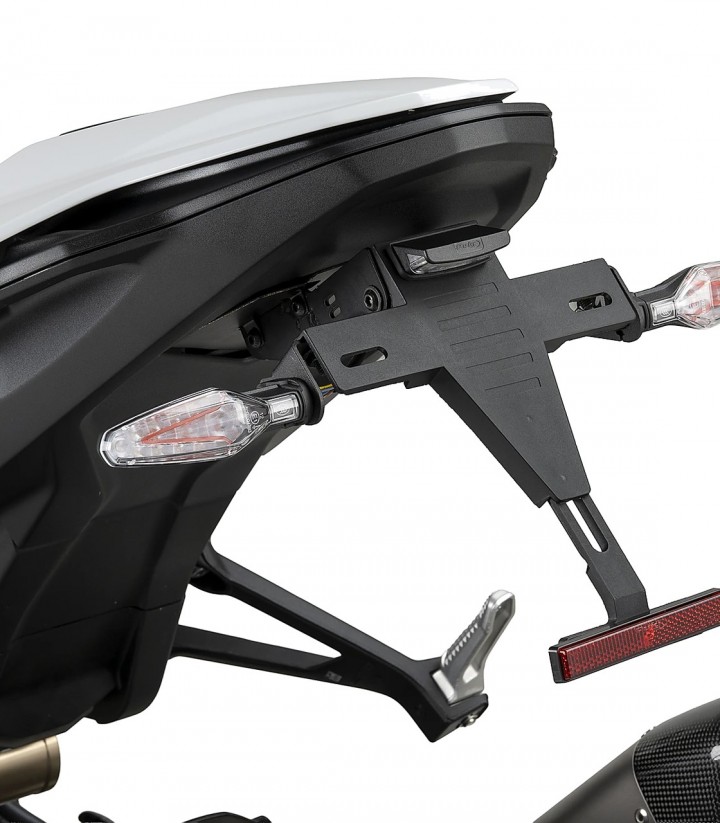Portamatrículas Puig 22771N para BMW M1000R/RR, S1000R/RR (25-26)