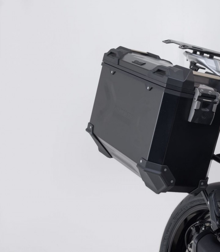 SW-MOTECH TRAX ADV Side Cases + 38 L Top Case Set with Carriers Suzuki GSX-S1000GX (23) ADV.05.601.75000/B