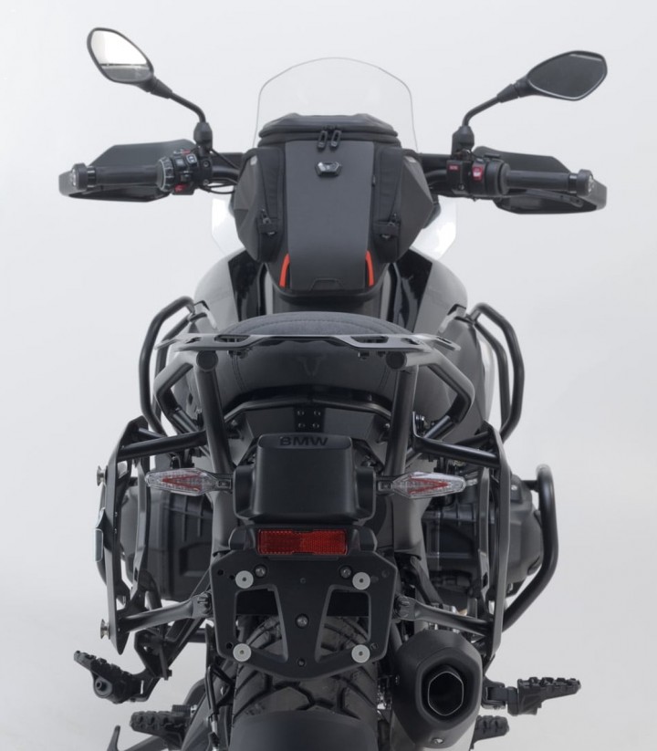 Pack Maletas Laterales + Baúl 38 L TRAX ADV en Plateado + Soportes BMW R 1300 GS (23-24), R 1300 GS Option 719 Biscaya (25) SW-M