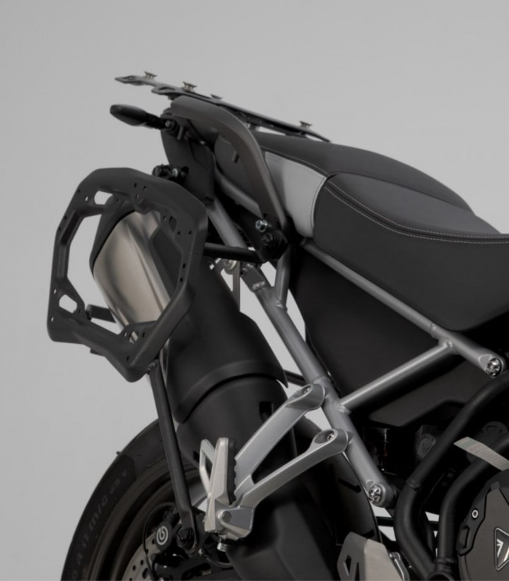 Maletas Laterales con Soporte DUSC Negras 41/33 L Triumph Tiger 900 (19-23) SW-MOTECH KFT.11.953.65002/B KFT.11.953.65002/B
