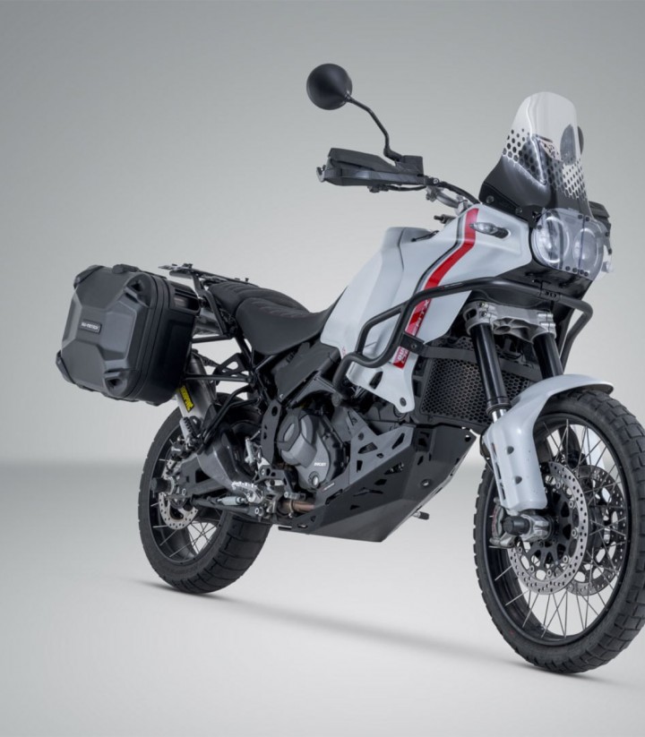 Maletas Laterales con Soporte DUSC Negras 41/33 L Ducati DesertX (22-25) SW-MOTECH KFT.22.995.65101/B KFT.22.995.65101/B