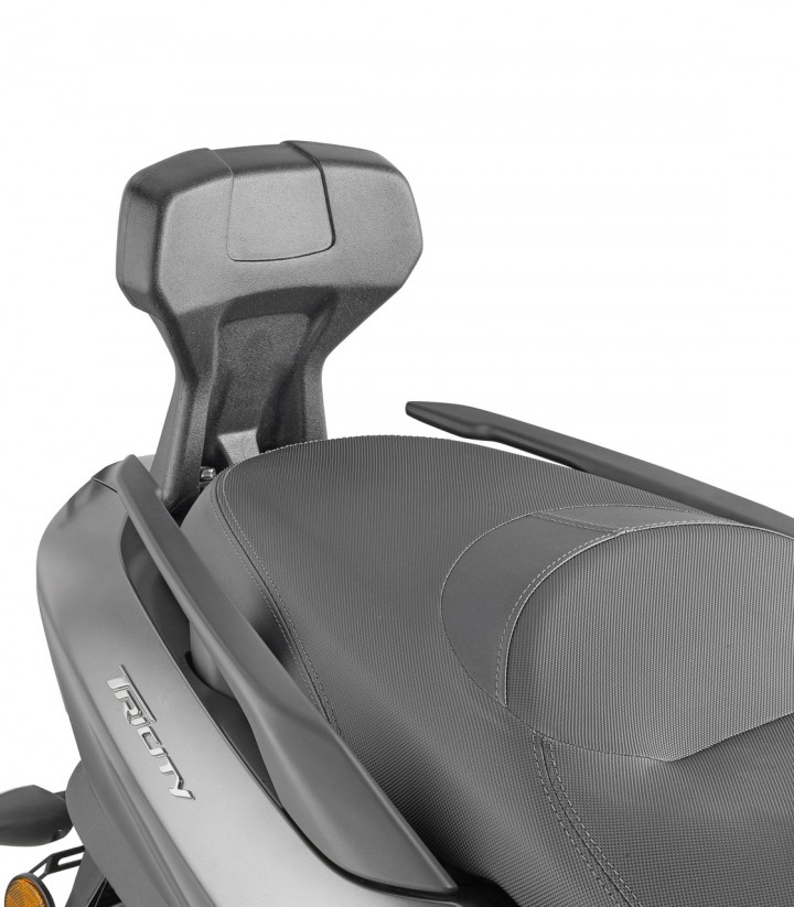 Respaldo para Pasajero GIVI Yamaha X-MAX 125 (18-22) TB2149