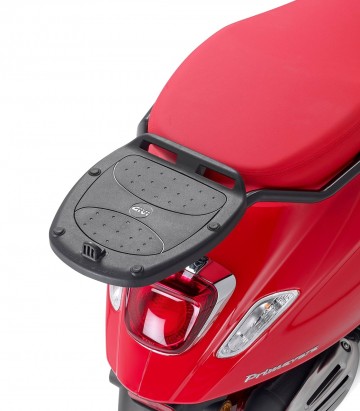 GIVI MONOLOCK® Top Case Mount Piaggio Vespa Primavera 50-125-150 (14-26) SR5608