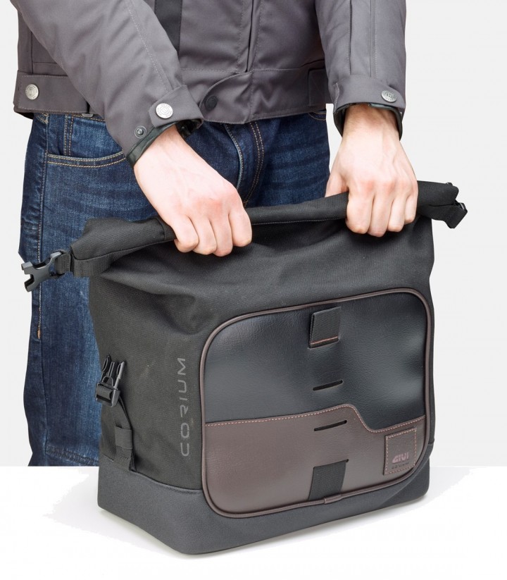 Alforja Lateral Corium CRM106 13 L GIVI