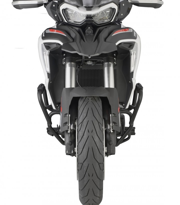 Sturzbügel GIVI Benelli TRK702 (23-25), QJMOTOR SRT 700 SX (25-26) in Schwarz TN8717