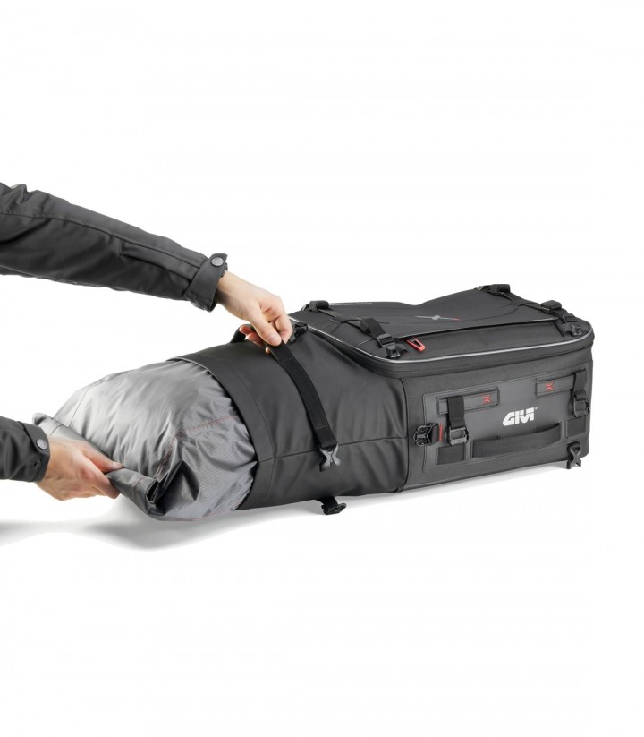 Bolsa Cargo de Sillín GIVI XL02B X-Line 25-35 L
