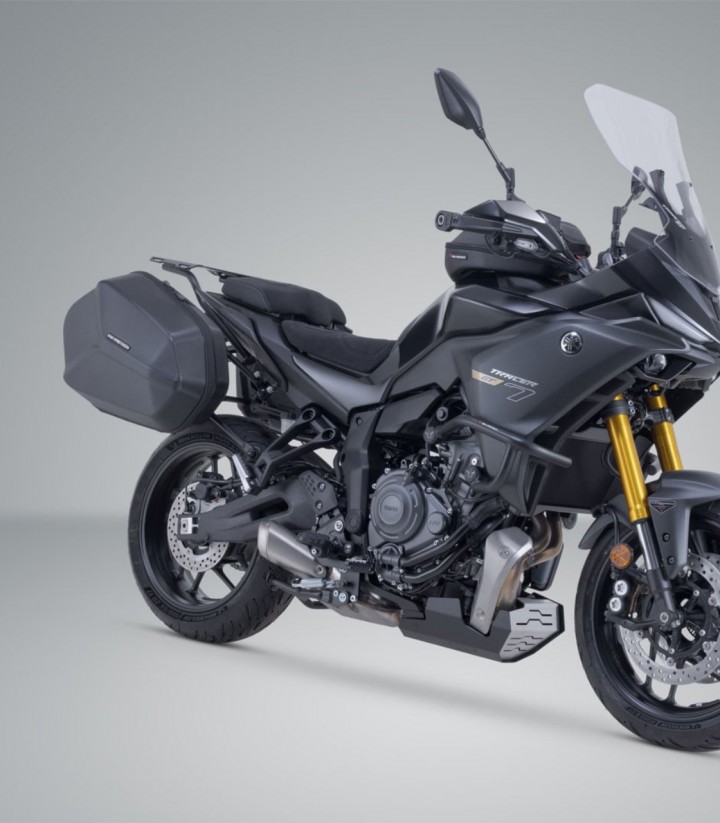 Seitenkoffer mit Träger AERO ABS Schwarz 25/25 L Yamaha Tracer 7 (25) SW-MOTECH KFT.06.020.60100/B