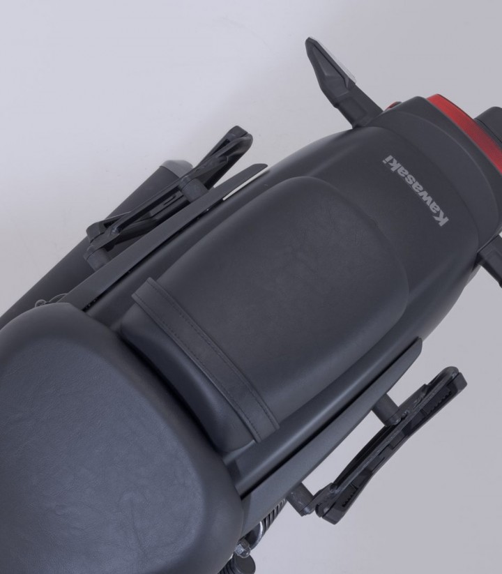 SW-MOTECH Legend Gear Side Bags + V-LOC Side Carriers 16/11 L Kawasaki Eliminator 500 (23) BC.HTA.08.604.22000