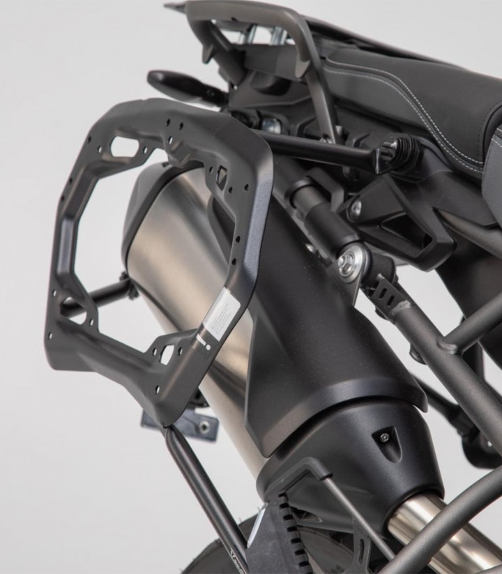 Maletas Laterales con Soporte AERO ABS Negras 25/25 L Triumph Tiger 800/XC/XCa/XCx/XR/XRt/XRx (10-18) SW-MOTECH KFT.11.748.60...