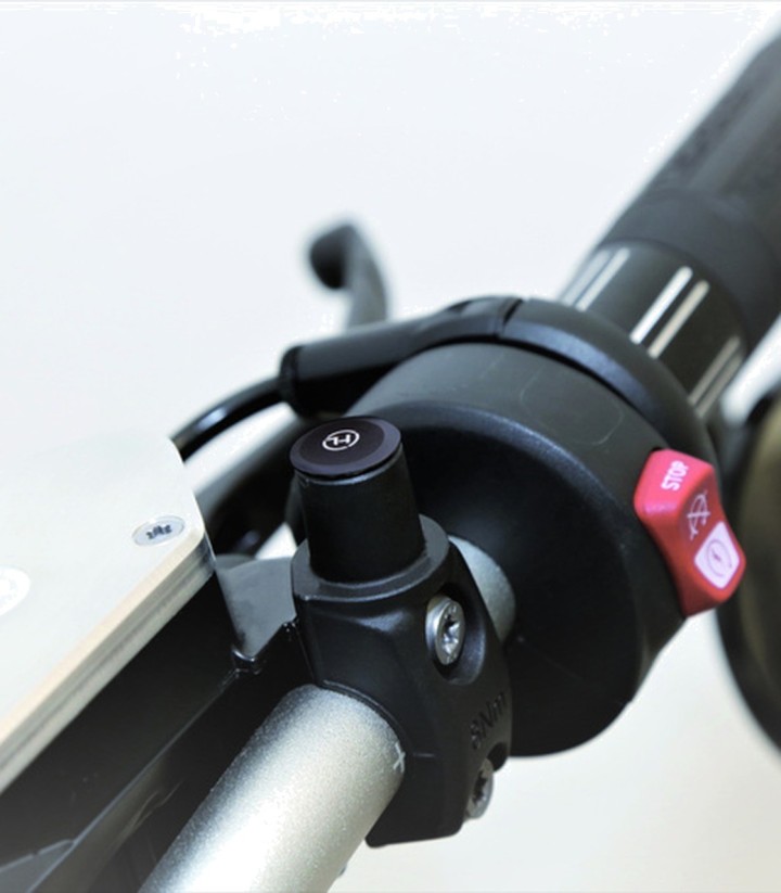 Tapones para Rosca Retrovisor Highsider para M10 Mecanizado CNC en Negro Mate