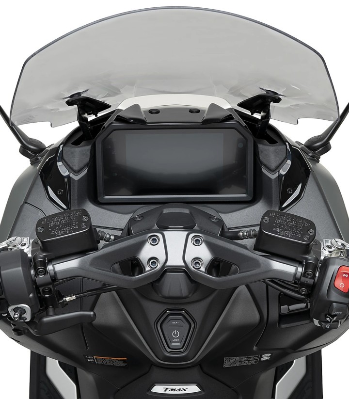 Tapa frontal Puig New Generation Sport Plus Yamaha TMAX 560 (25-26) Negro 22800N