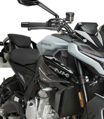 Alerones laterales D12 23063C Puig CFMOTO 675NK (25-26) Símil carbono