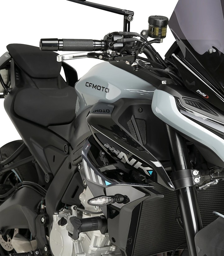 Alerones laterales D12 23063S Puig CFMOTO 675NK (25-26) Graphics