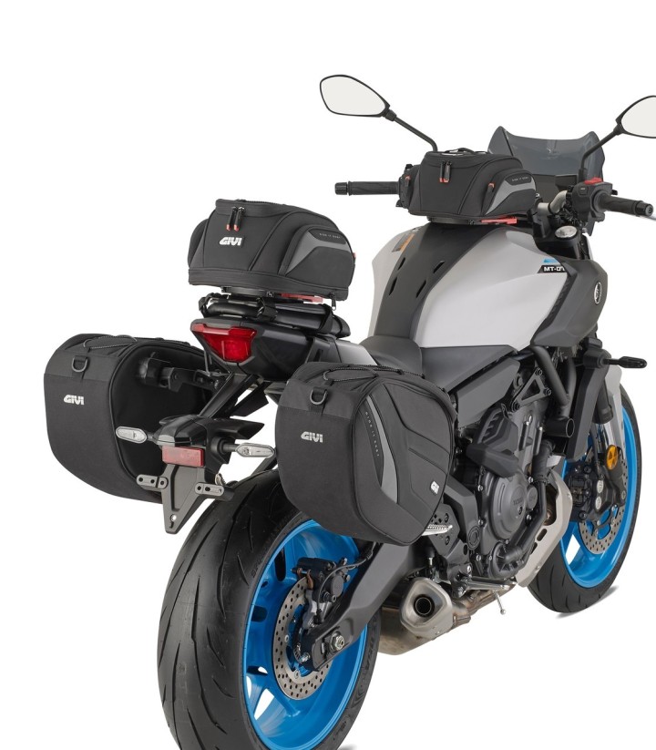 Juego de anclajes retráctiles Givi Stealth para bolsas EASY12R/EASY12L en Yamaha MT-07 STL2173