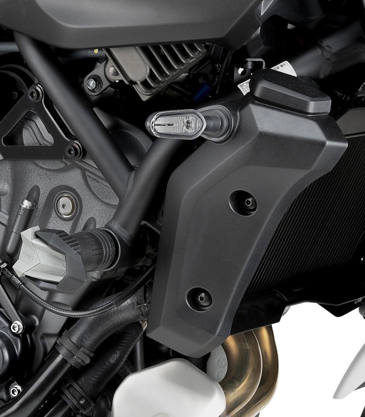 Topes Anticaída R19 Puig 7064N para Yamaha MT-07 (14-26), Tracer 700/7 (16-26), YZF-R7 (22-25)