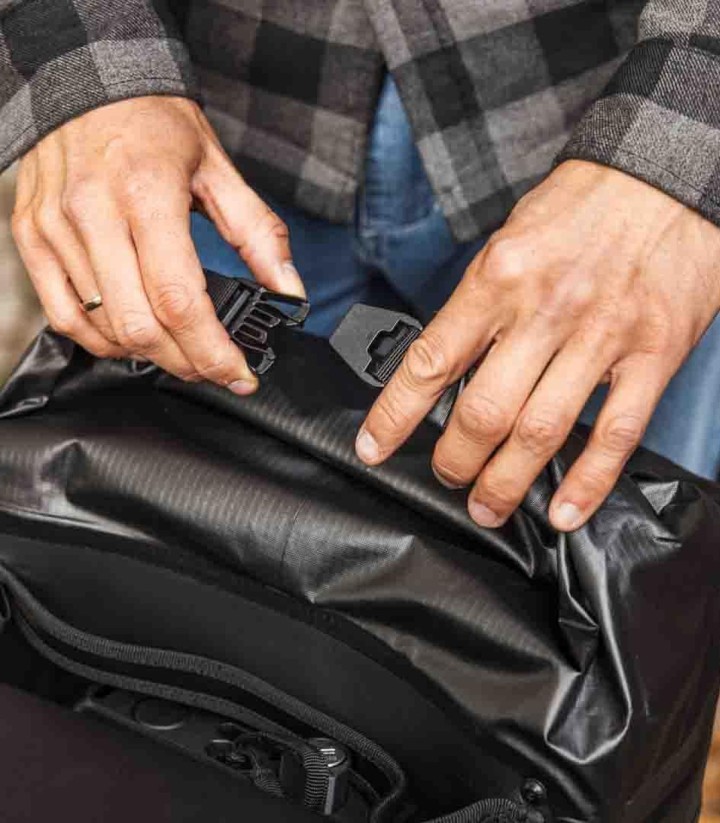 Bolsas Laterales SW-MOTECH WP para V-LOC 11 L universal BC.SYS.00.007.10000