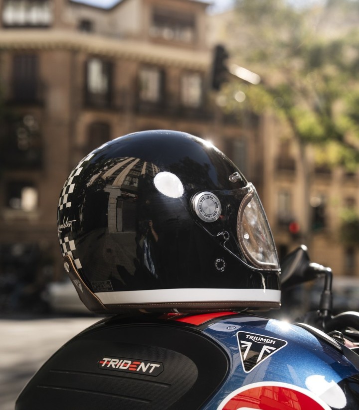 Casco Integral By City Roadster III Race Negro