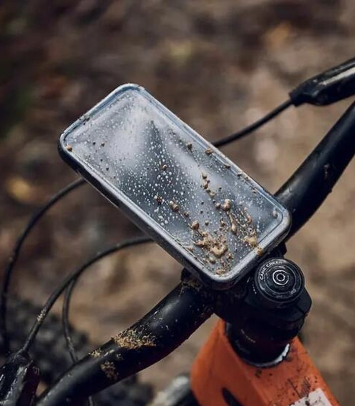 Wasserdichte Hülle Quad Lock MAG Poncho für Google Pixel 8 Pro
