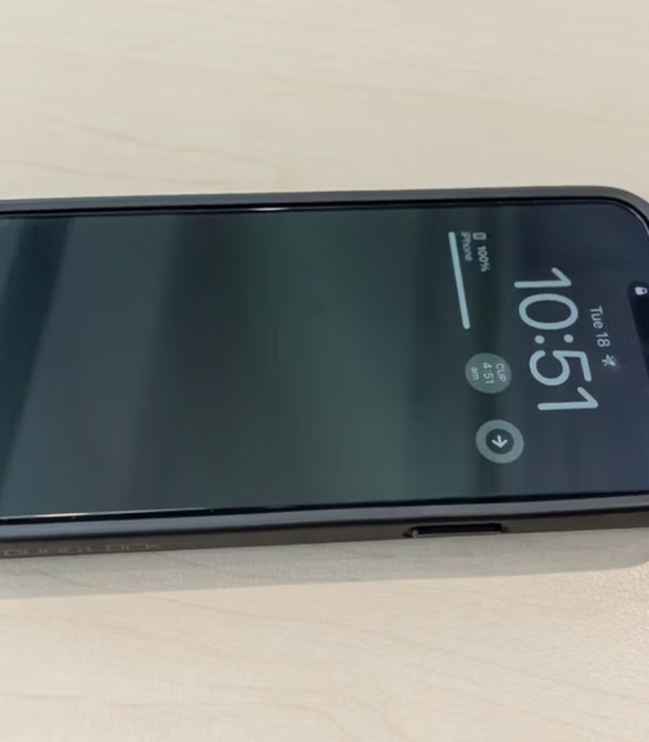 Protezione per lo schermo in vetro temperato Quad Lock per Samsung Galaxy S24 FE