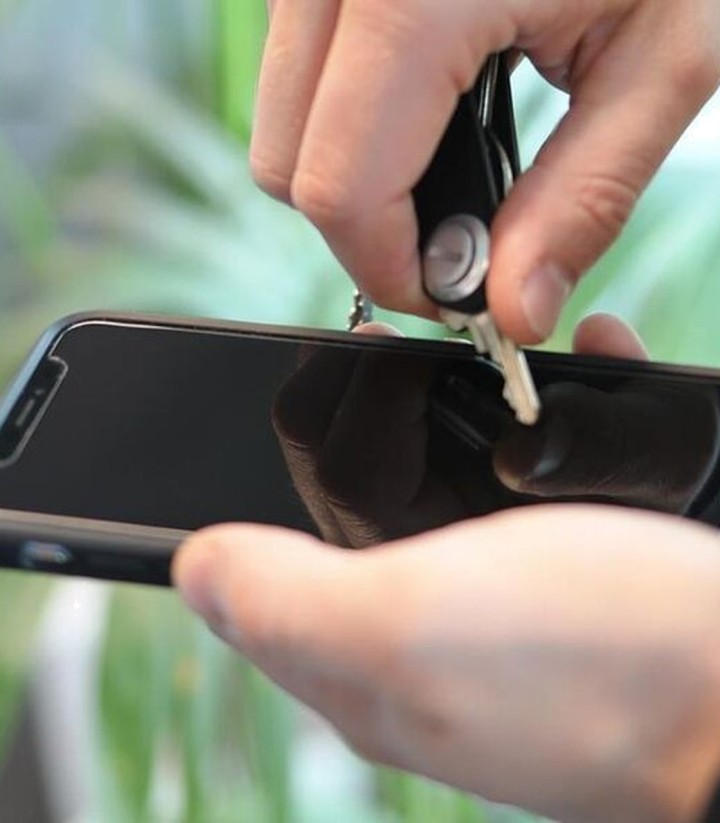 Protetor de ecrã em vidro temperado Quad Lock para iPhone 11 Pro / X / XS