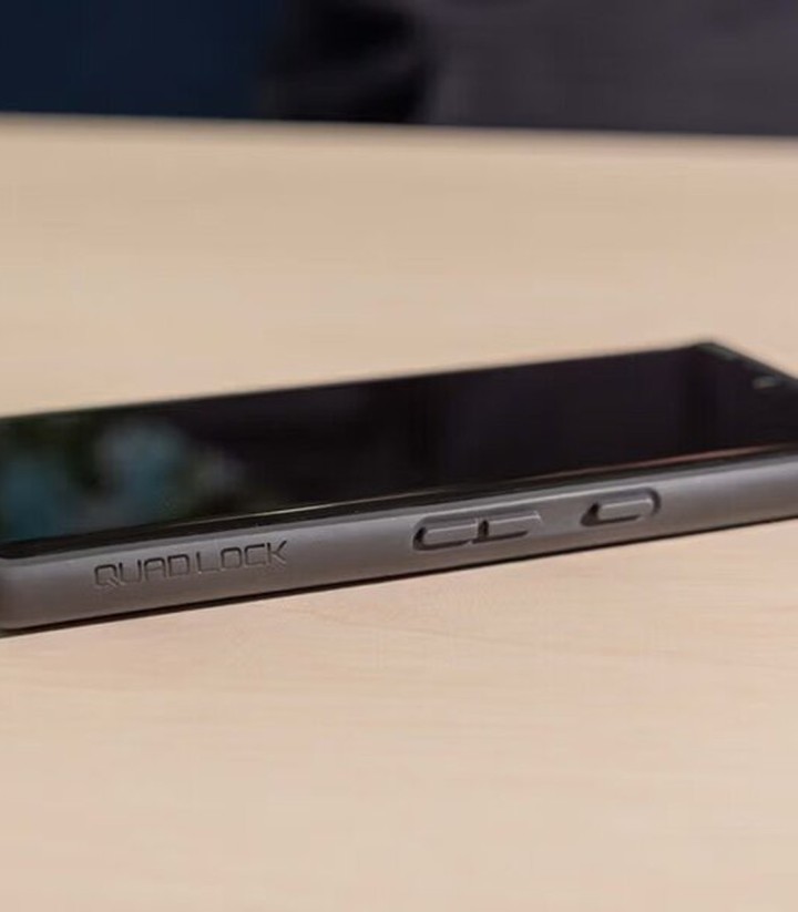 Quad Lock Tempered Glass Screen Protector for iPhone 17 Air