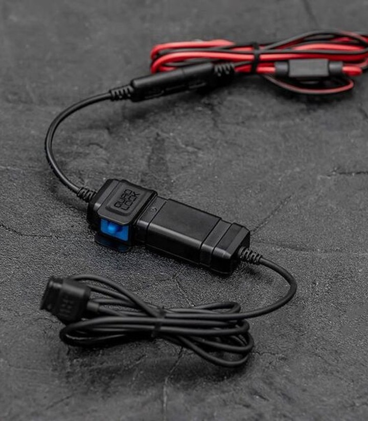Adattatore impermeabile da 12 V a USB Quad Lock