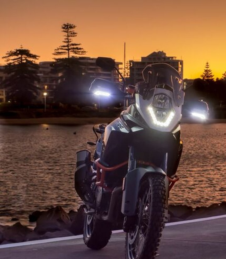 Feux de position LED blancs Barkbusters pour protège-mains VPS et Storm