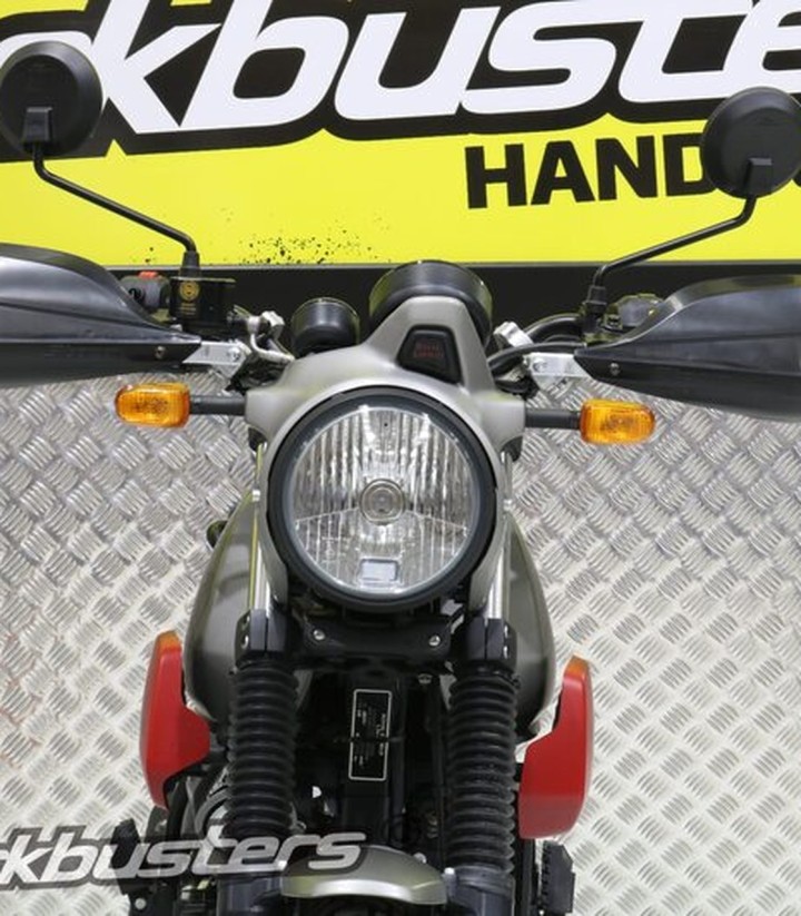 Montageset voor Barkbusters handkappen voor Royal Enfield Scram 411 (23-25)