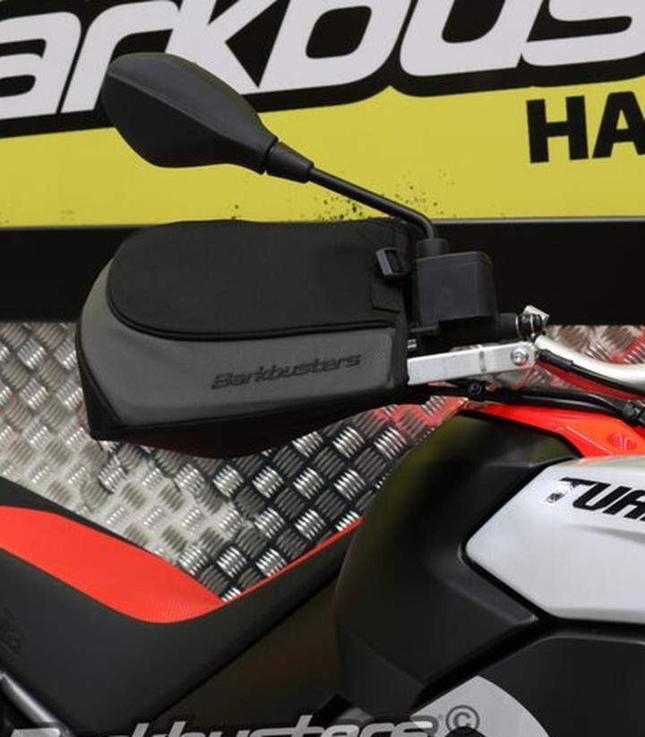 Kit de montagem de protetores de mãos Barkbusters para Aprilia Tuareg 660 (21-26)