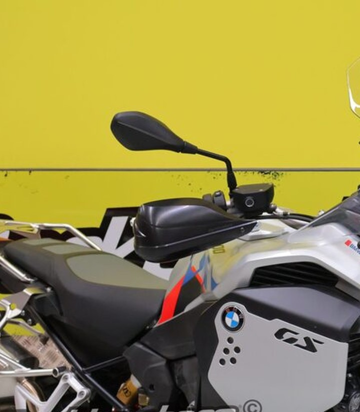 Kit de montage de protège-mains Barkbusters pour BMW F 900 GS (24-26)