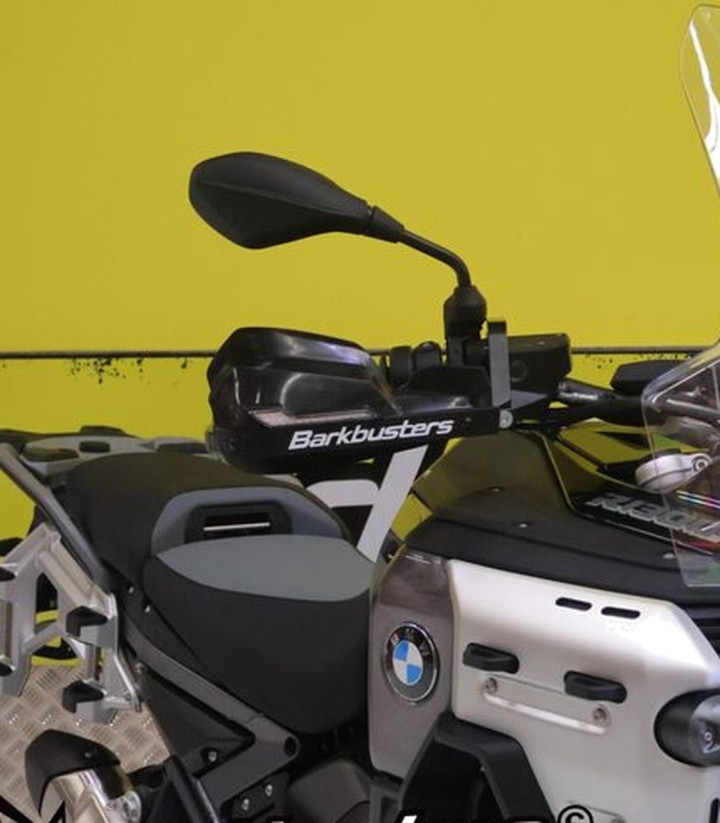 Kit di montaggio per paramani Barkbusters con indicatori di direzione LED sequenziali per BMW R 1300 GS (24-26)