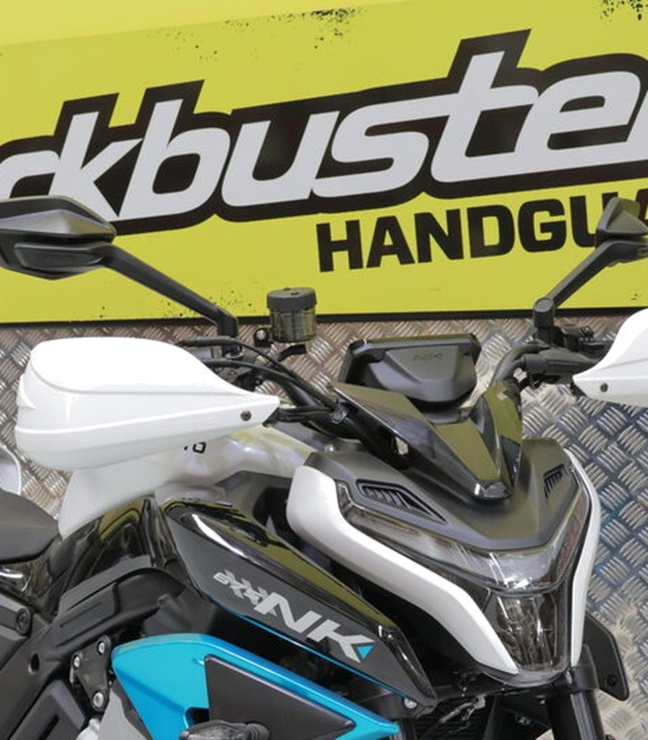 Kit di montaggio paramani Barkbusters per CFMOTO 675 NK (25-26)