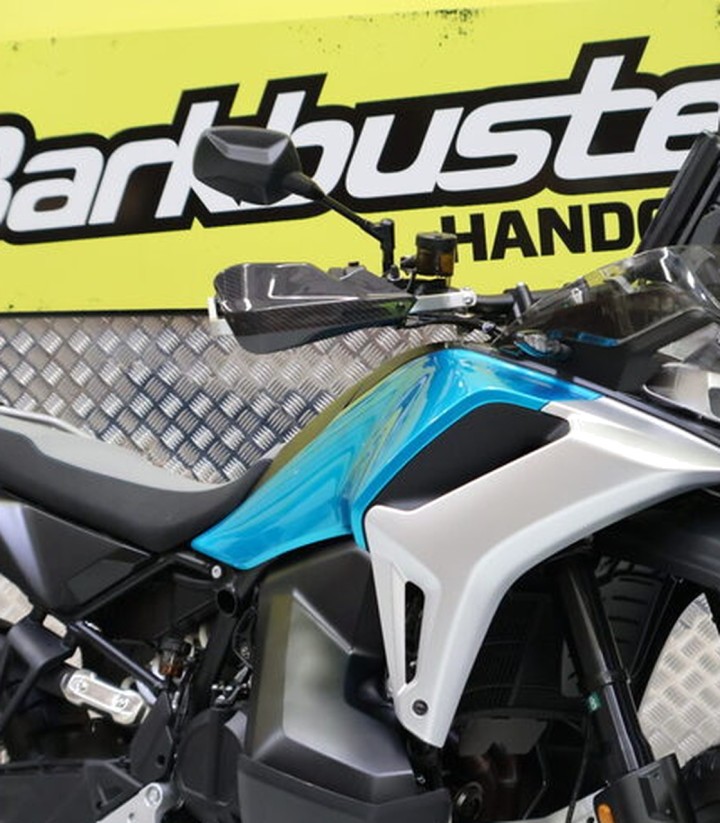 Kit de Montaje de Paramanos Barkbusters en Aluminio para CFMOTO 1000 MT-X (26)