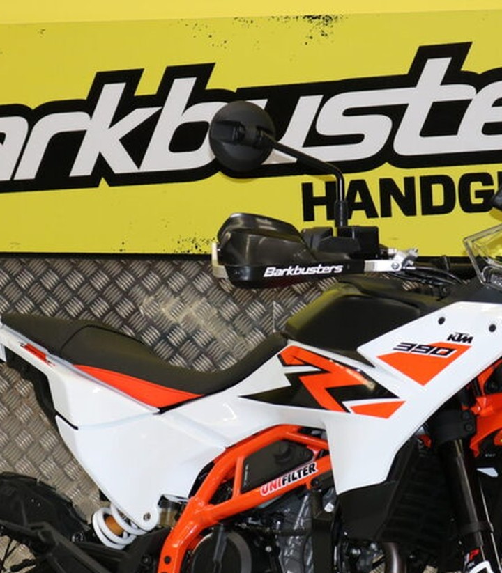 Kit de montagem de protetores de mãos Barkbusters para KTM 390 Adventure (25), Adventure R/X (25-26), Enduro R (25-26), SMC R (2