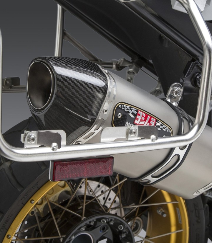 Yoshimura R-77 Exhaust Stainless with Carbon End Cap for BMW R 1200 GS (13-22), R 1250 GS (13-22) 15002b0520