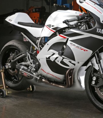 Yoshimura R-77 Works Finish Full System Stainless with Carbon End Cap for several Yamaha models 13700aj220