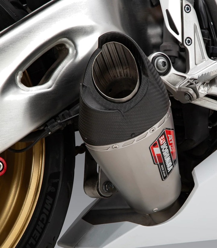Yoshimura AT2 Exhaust Stainless with Carbon End Cap for Honda CBR 1000 RR (17-19) 12202bp521