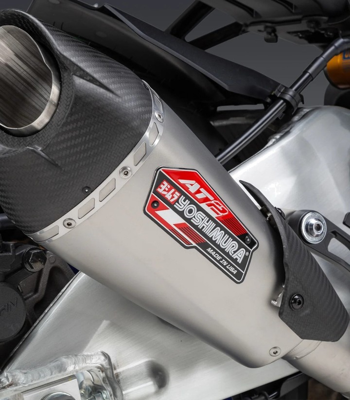 Yoshimura AT2 Exhaust Stainless with Carbon End Cap for Yamaha MT 10 (22-24) 13101bp520