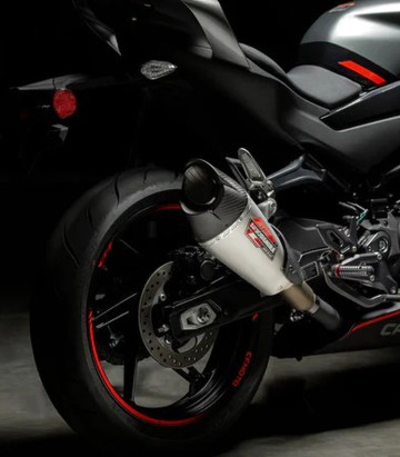 Escape Yoshimura AT2 Acero con punta de carbono para CFMOTO NK 450 (24), SS 450 (23-24) 19450bp520