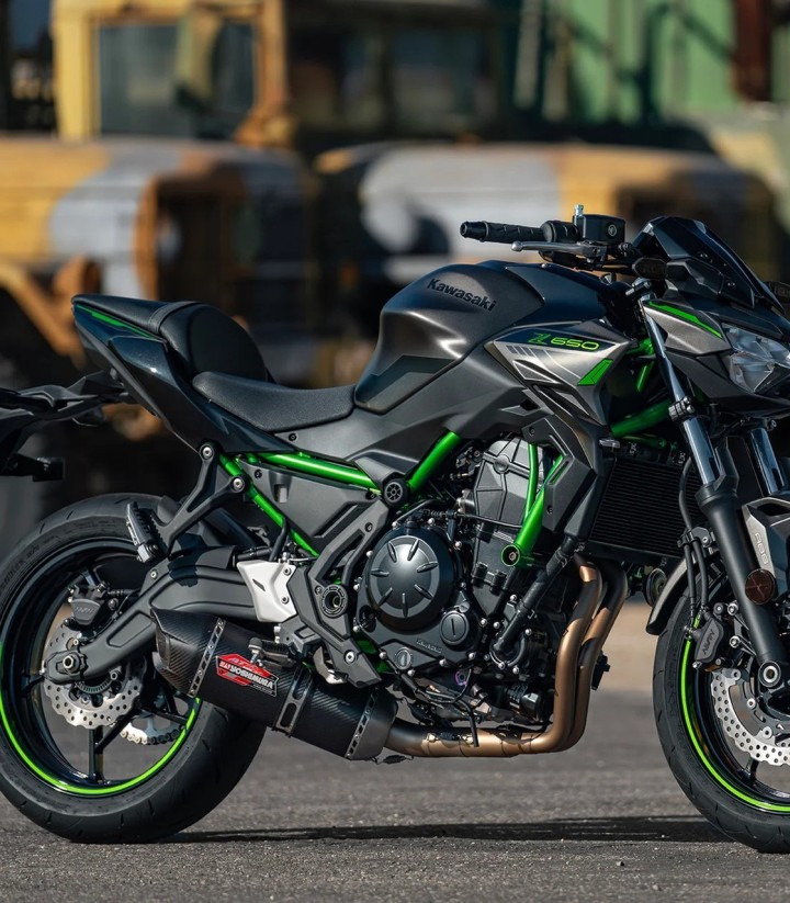 Complete uitlaat Yoshimura AT2 SS Staal met carbon eindstuk voor Kawasaki Ninja 650 (17-24), Z 650 (17-24) 14651am221