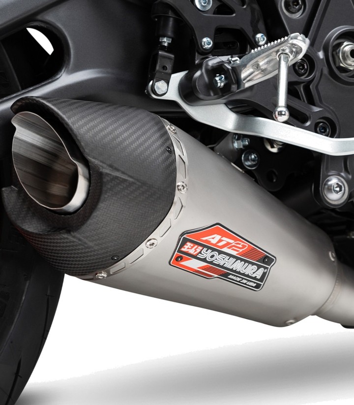 Komplettauspuff Yoshimura AT2 Works Finish Edelstahl mit Carbon-Endkappe für Yamaha MT 07 (17-24), R7 (22-25) 13720ap520